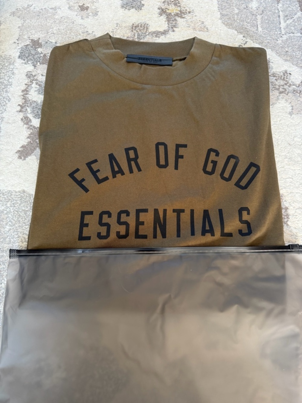 Fear of God Essentials Jersey Crewneck Tee 'olive'  (oversized)